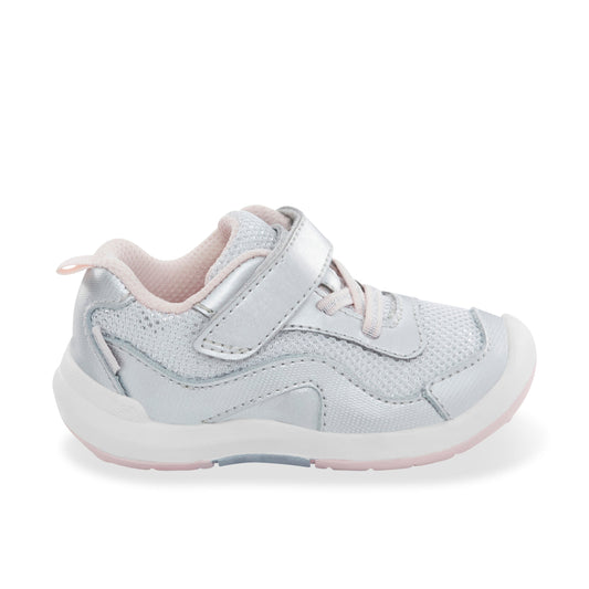 Winslow 2.0 Sneaker - Little Kid Silver